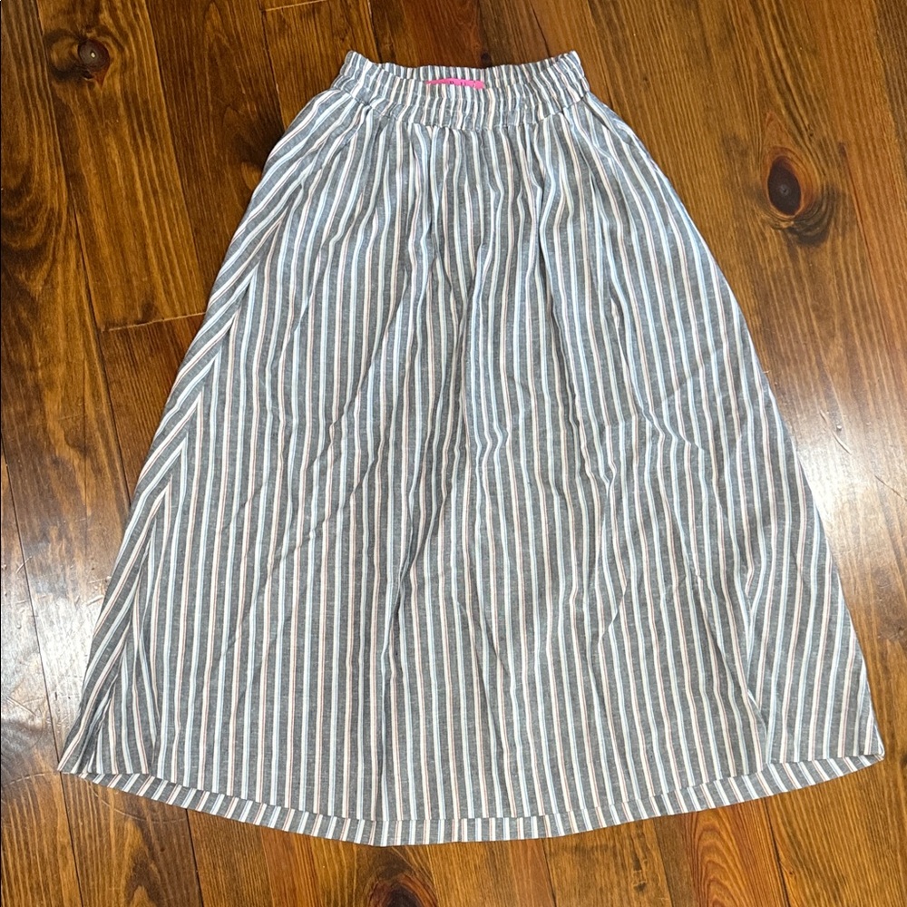 Buru Striped A-Line Skirt in Gray and White
